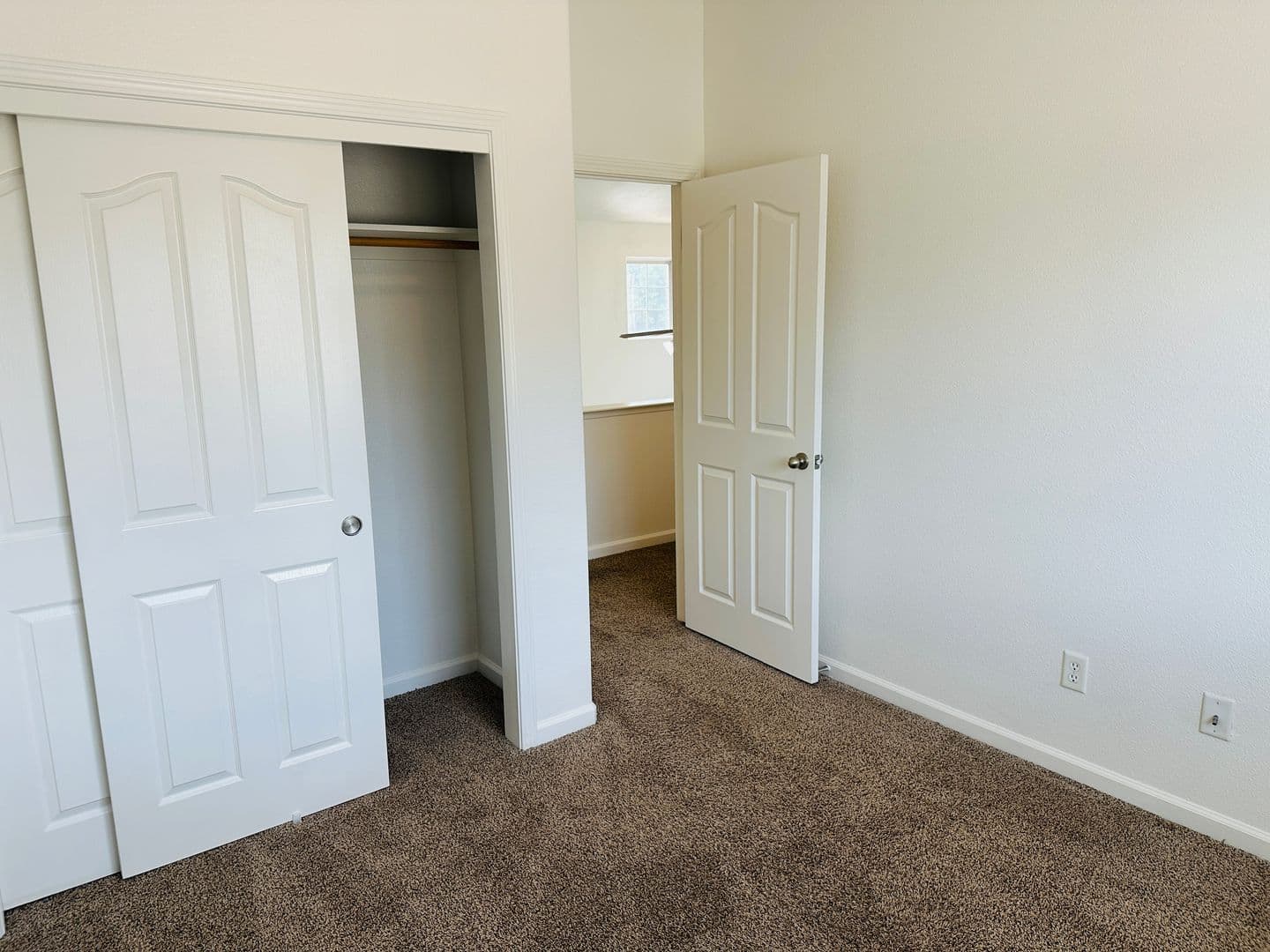 Madera House: 227 River Point