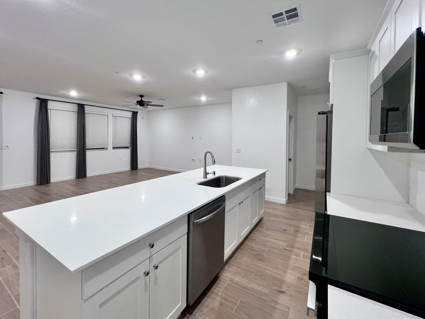 Madera House: 1819 Valley Rd S.