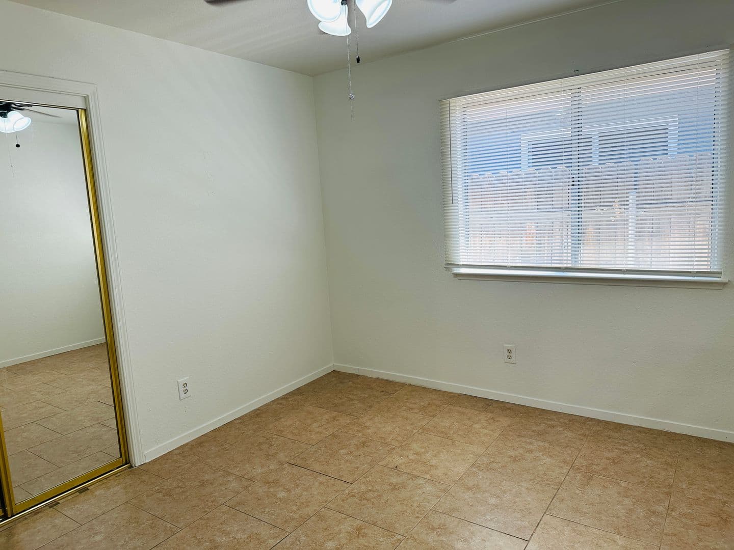 Fresno House: 4274 W. Weldon Ave.