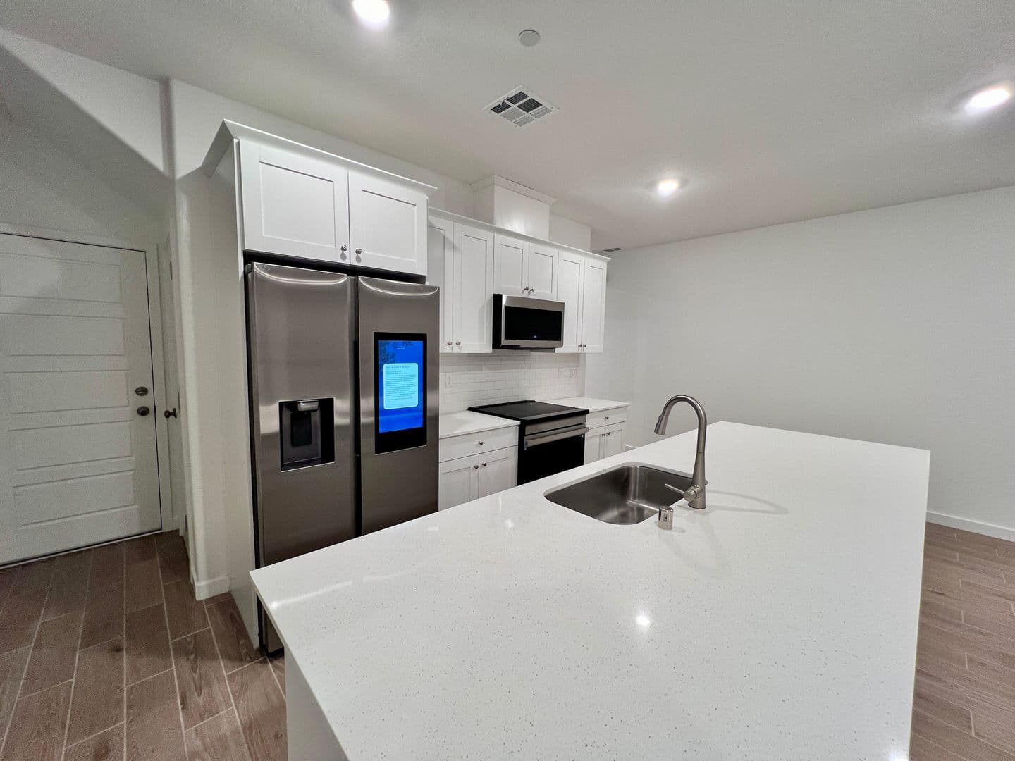 Madera House: 1819 Valley Rd S.
