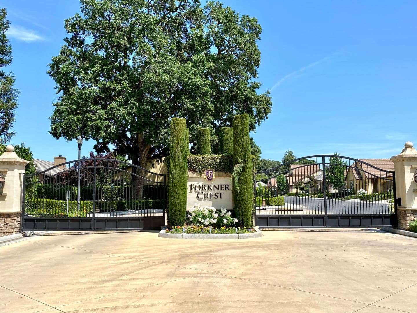 Fresno House: 2141 W. Juliet Way