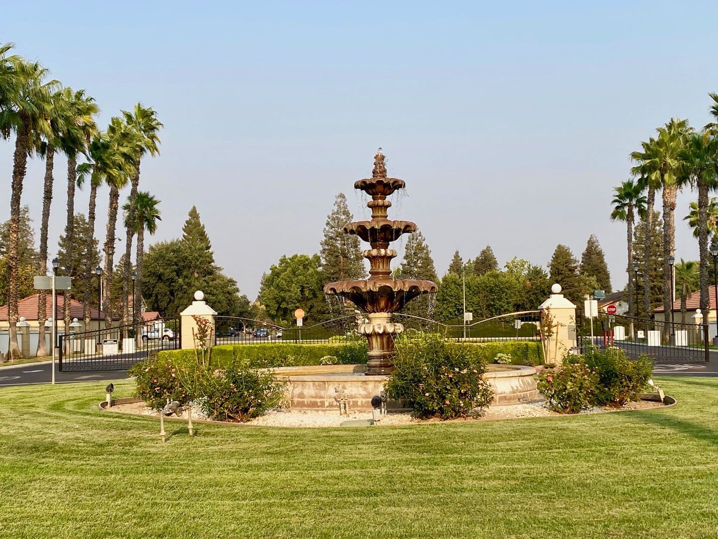 Fresno House: 8153 N. Cedar Ave. #114