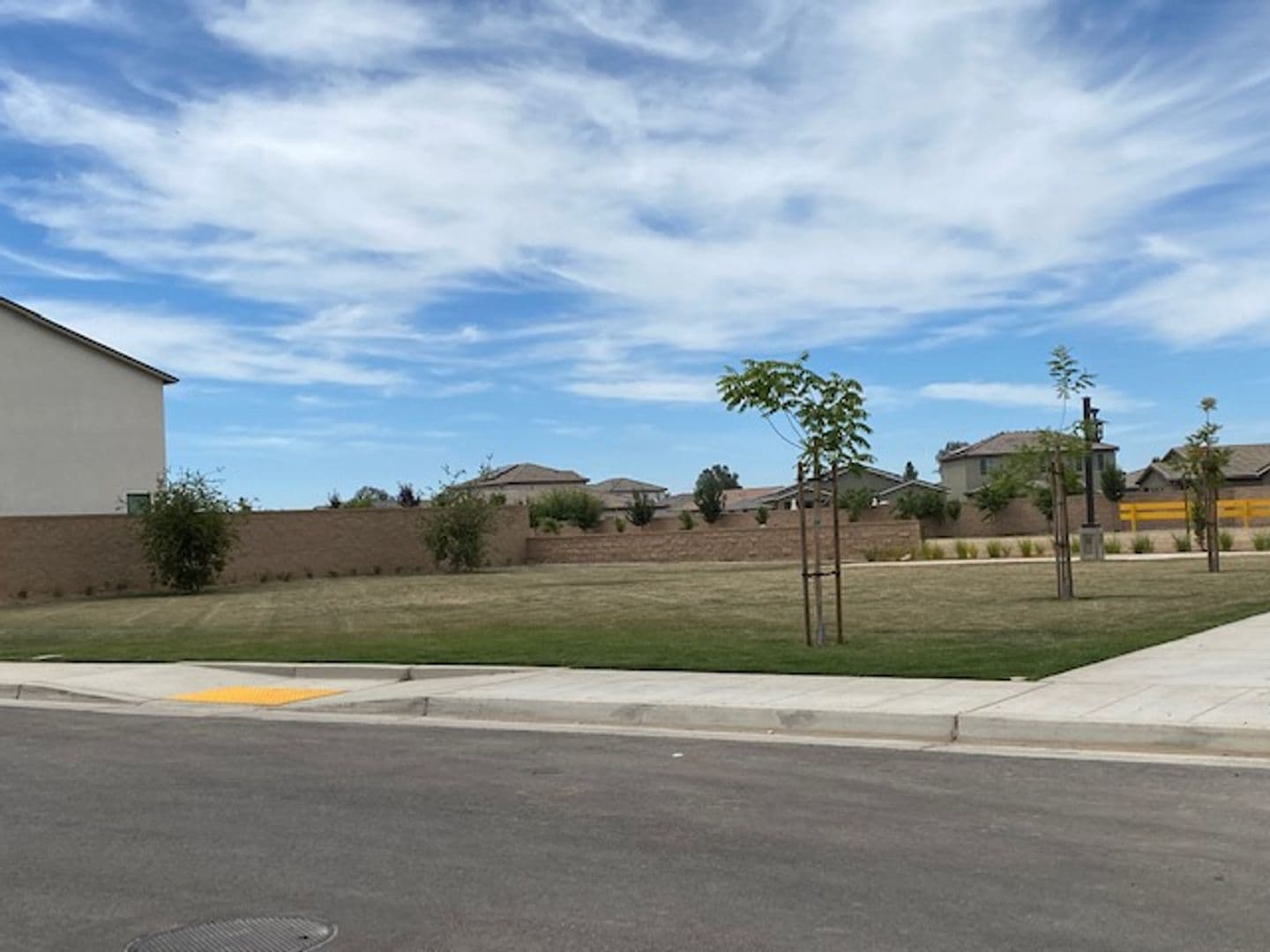 Clovis House: 807 Descanso Ave.