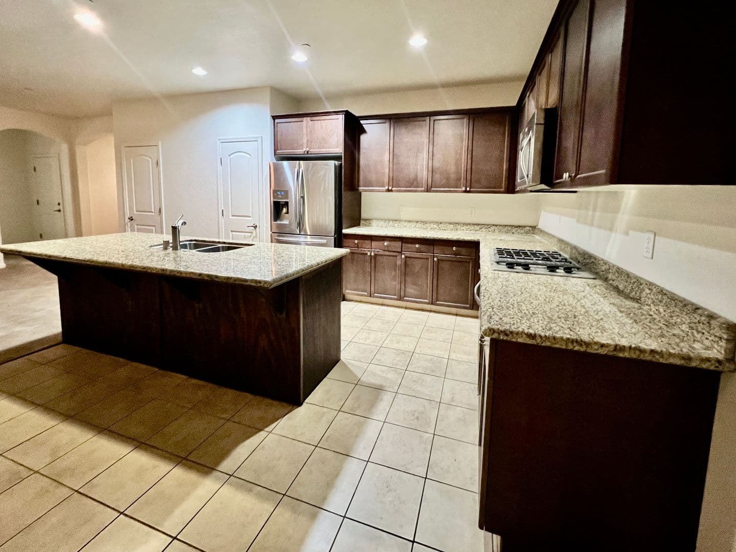 Fresno House: 5585 E Edna Ave
