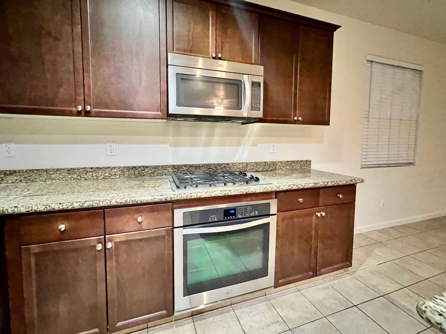 Fresno House: 5585 E Edna Ave