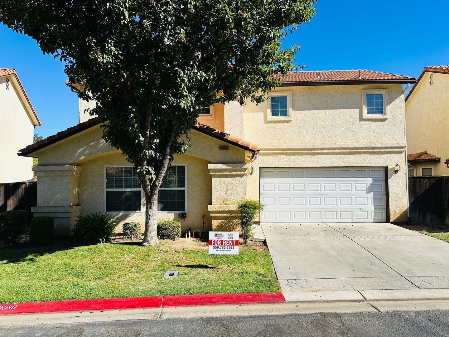 Madera House: 233 River Pt.