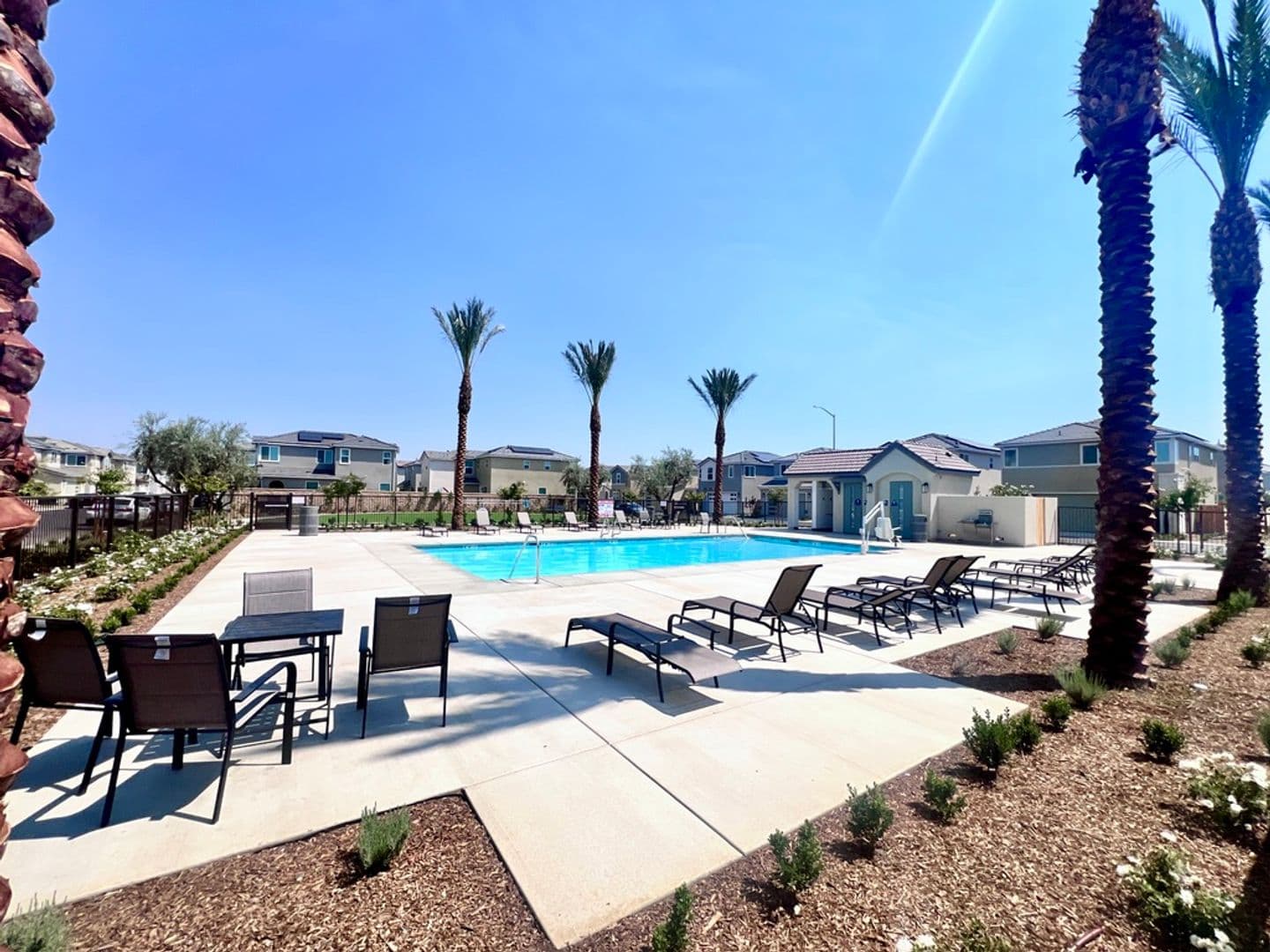 Clovis House: 1526 Woodhill Ln.