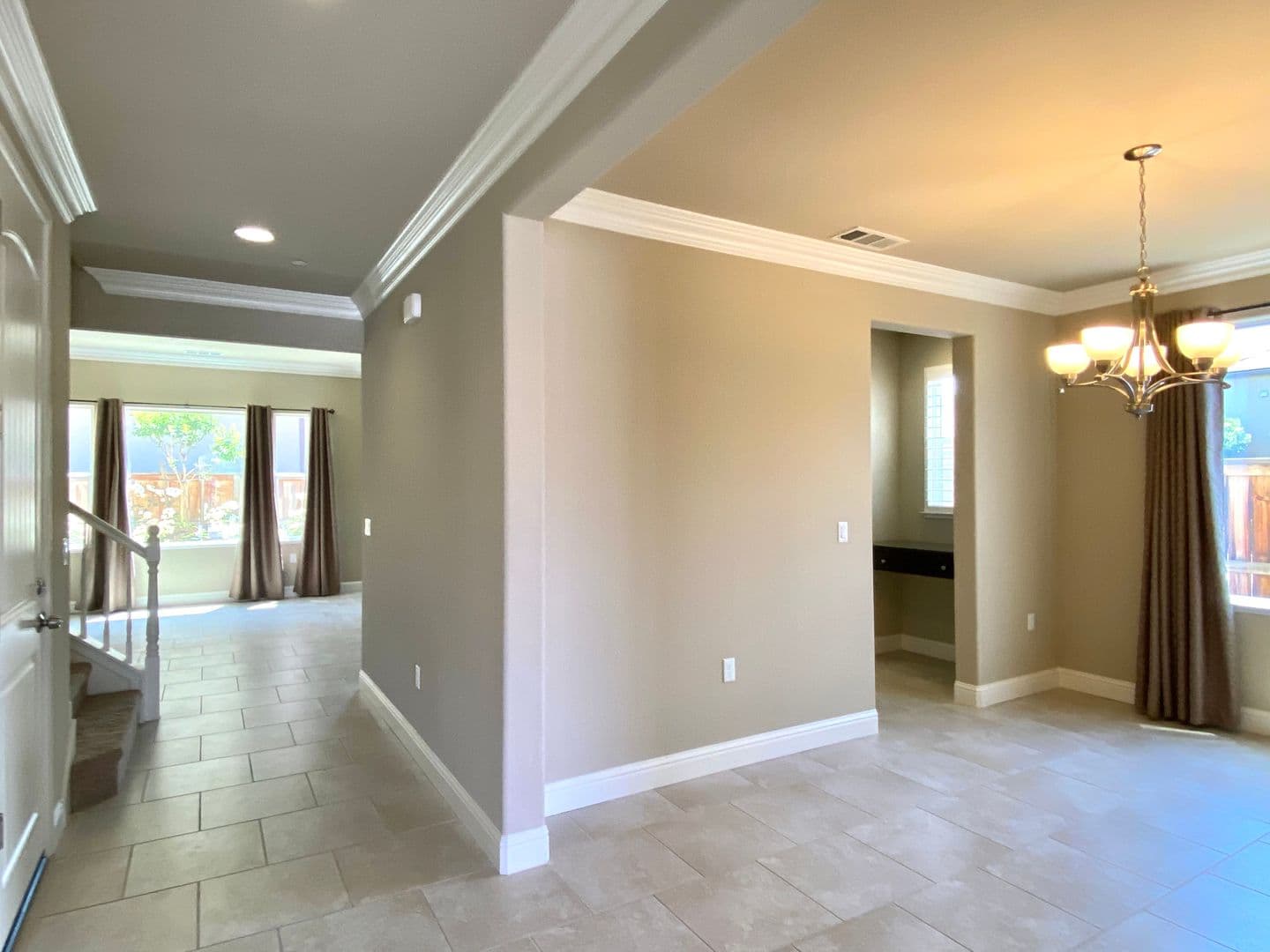 Fresno House: 2141 W. Juliet Way