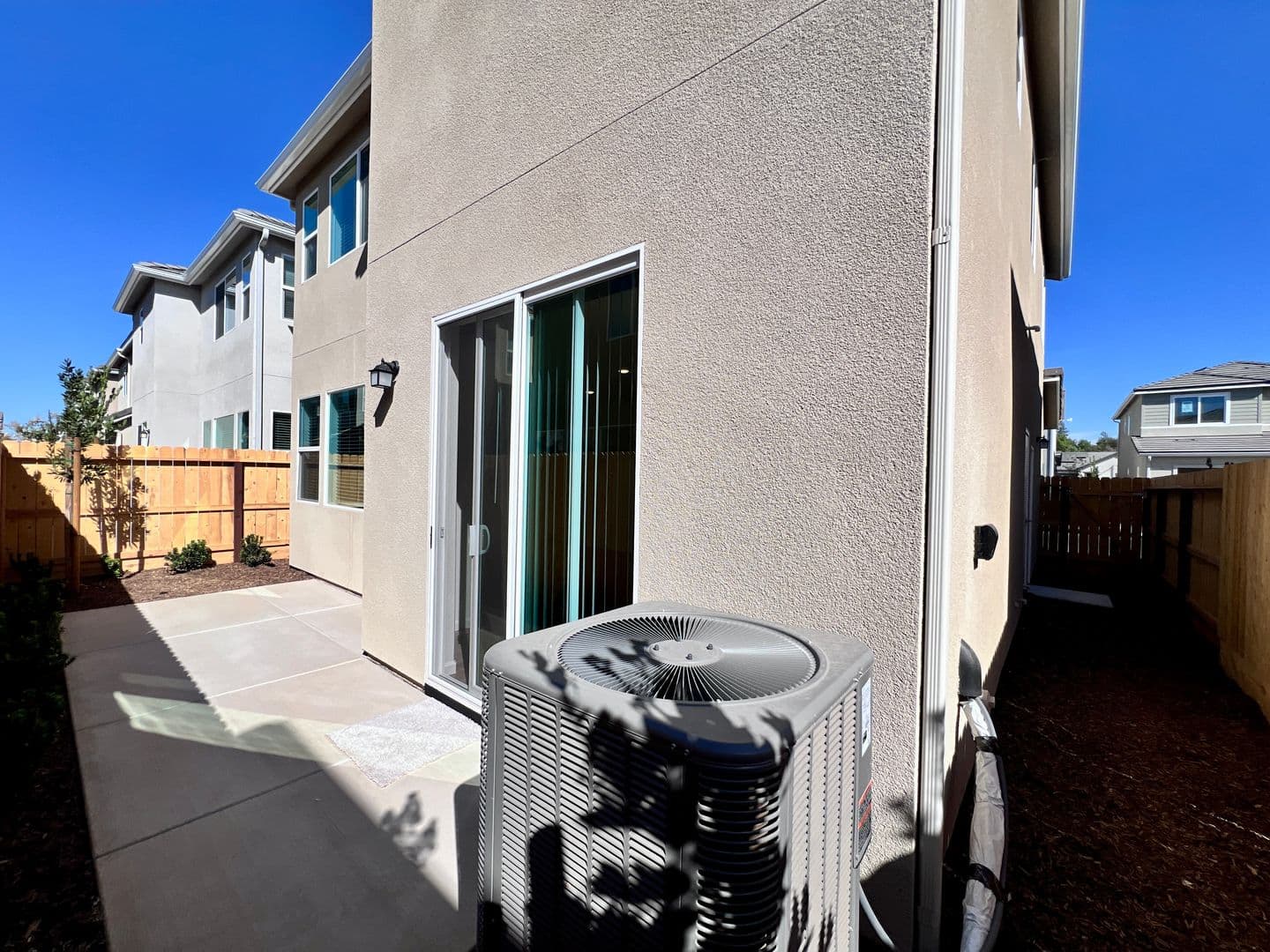 Clovis House: 1526 Woodhill Ln.