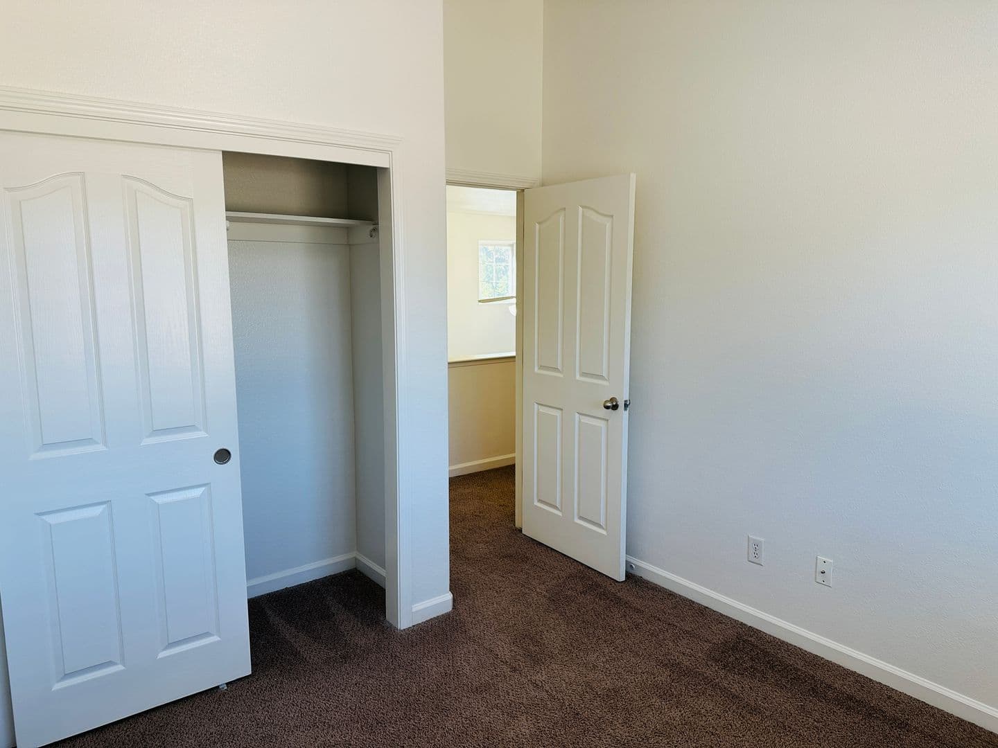 Madera House: 233 River Pt.