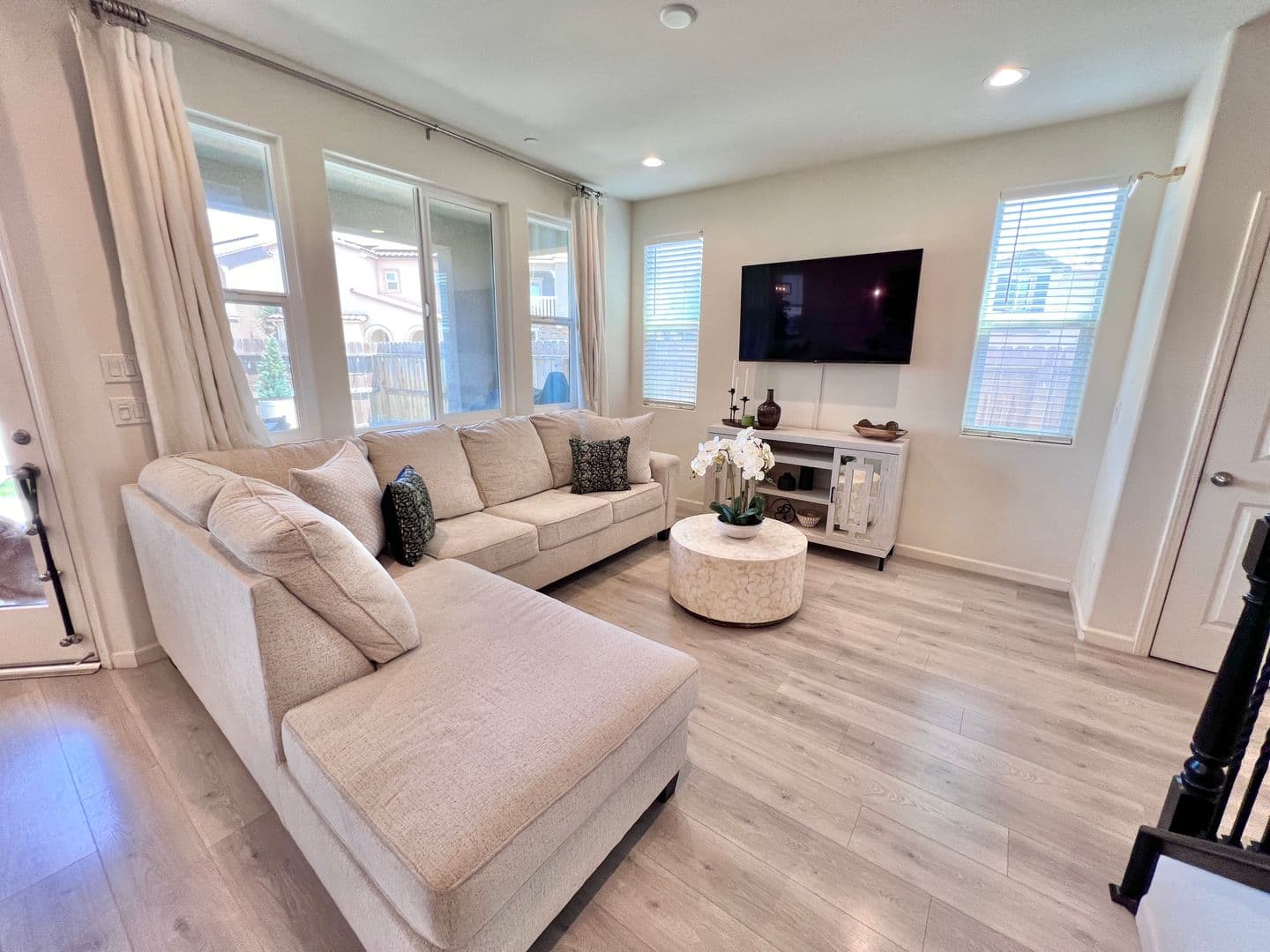 Fresno House: 6286 E. Overlook Way