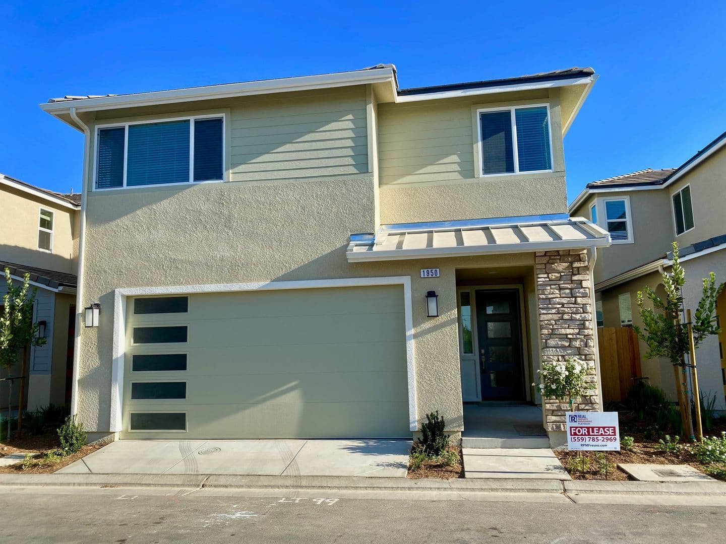 Clovis House: 1950 Minarets Ln.