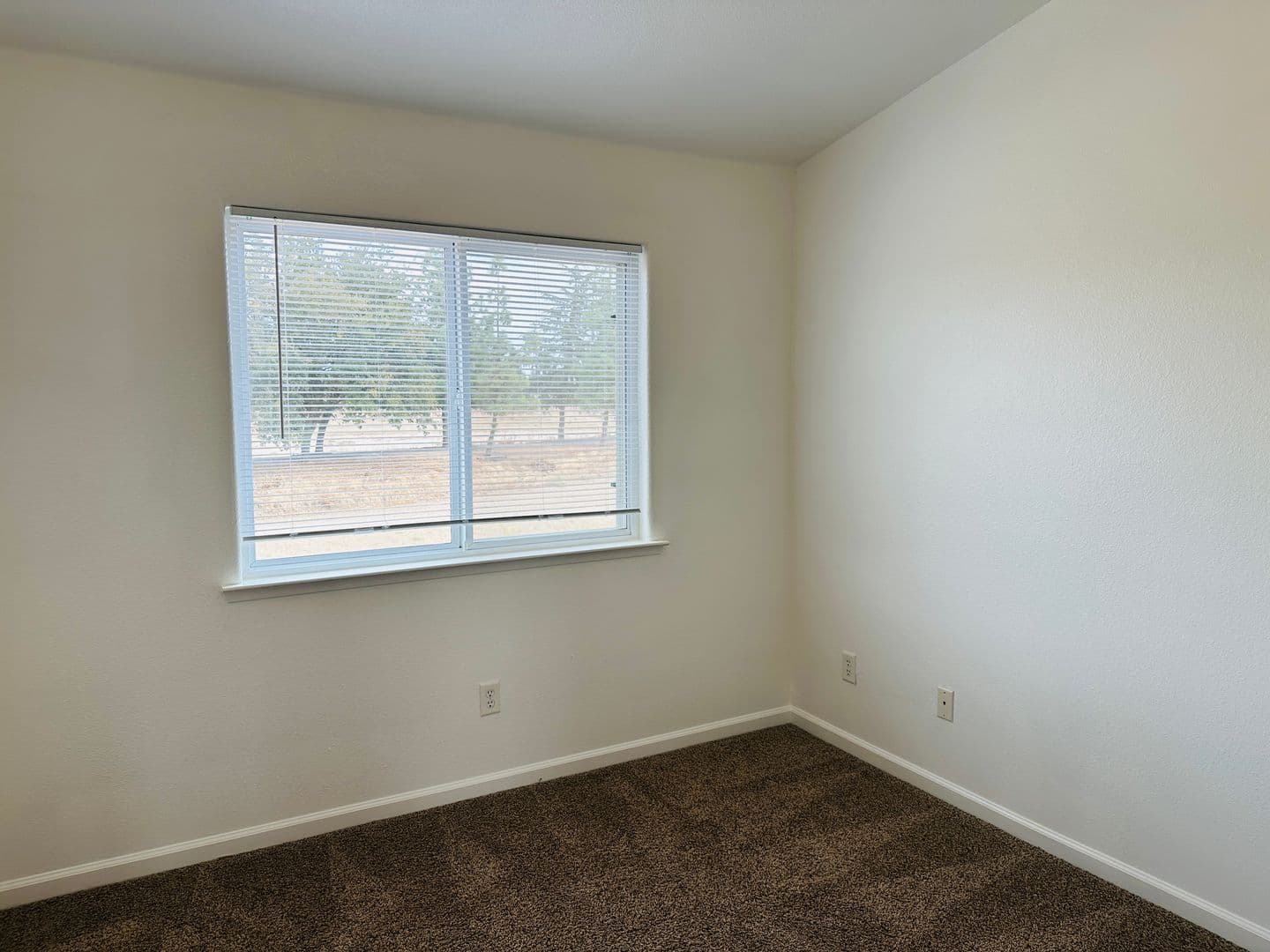 Madera House: 227 River Point