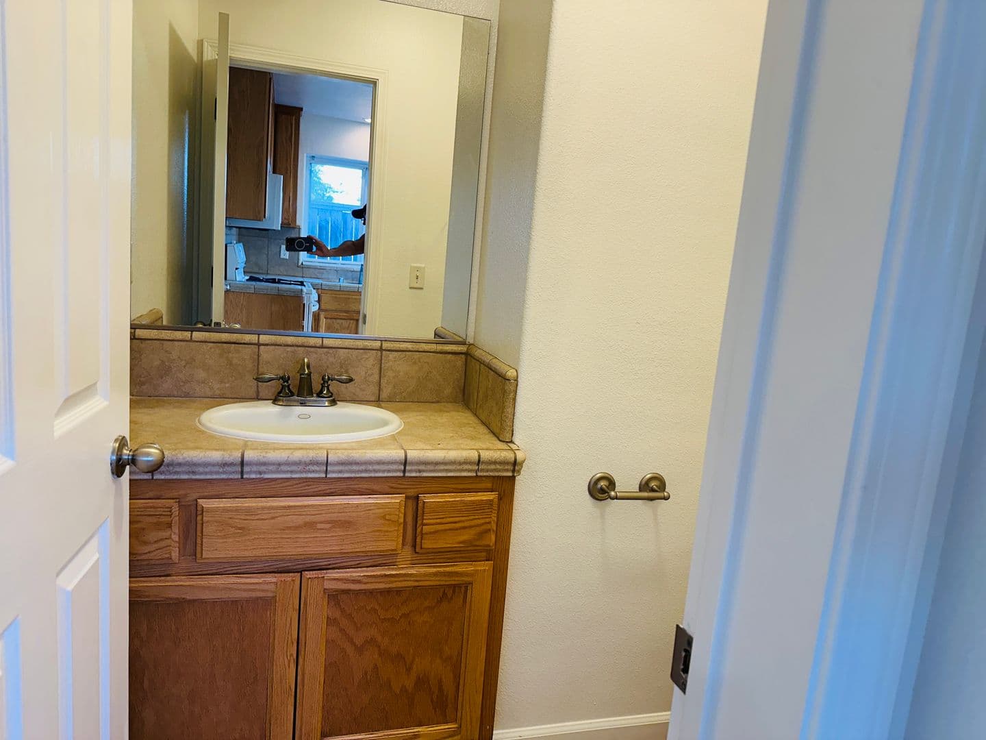 Madera House: 233 River Pt.