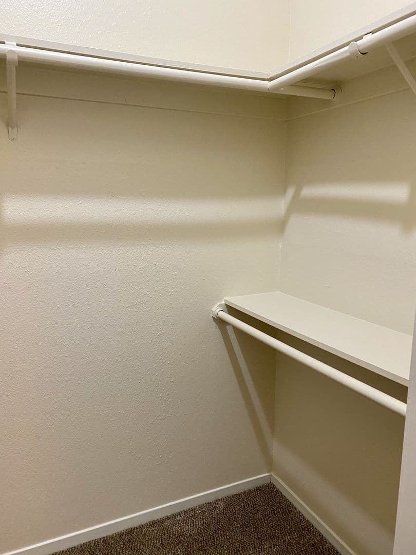 Fresno Condo: 8153 N. Cedar Ave. #114