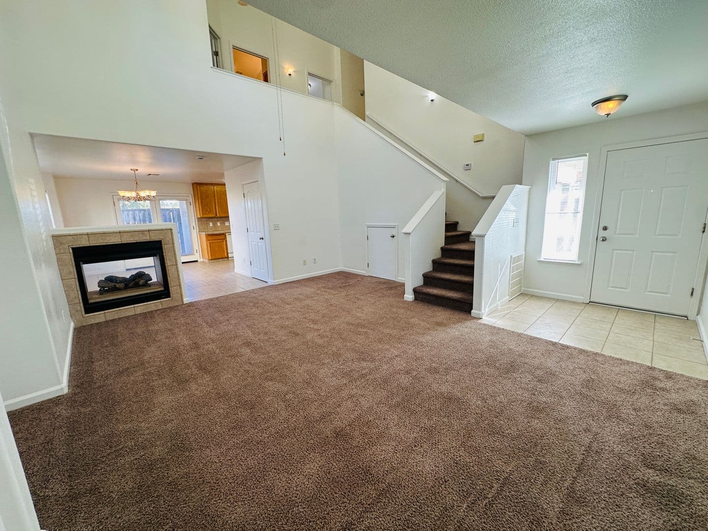 Madera House: 233 River Pt.