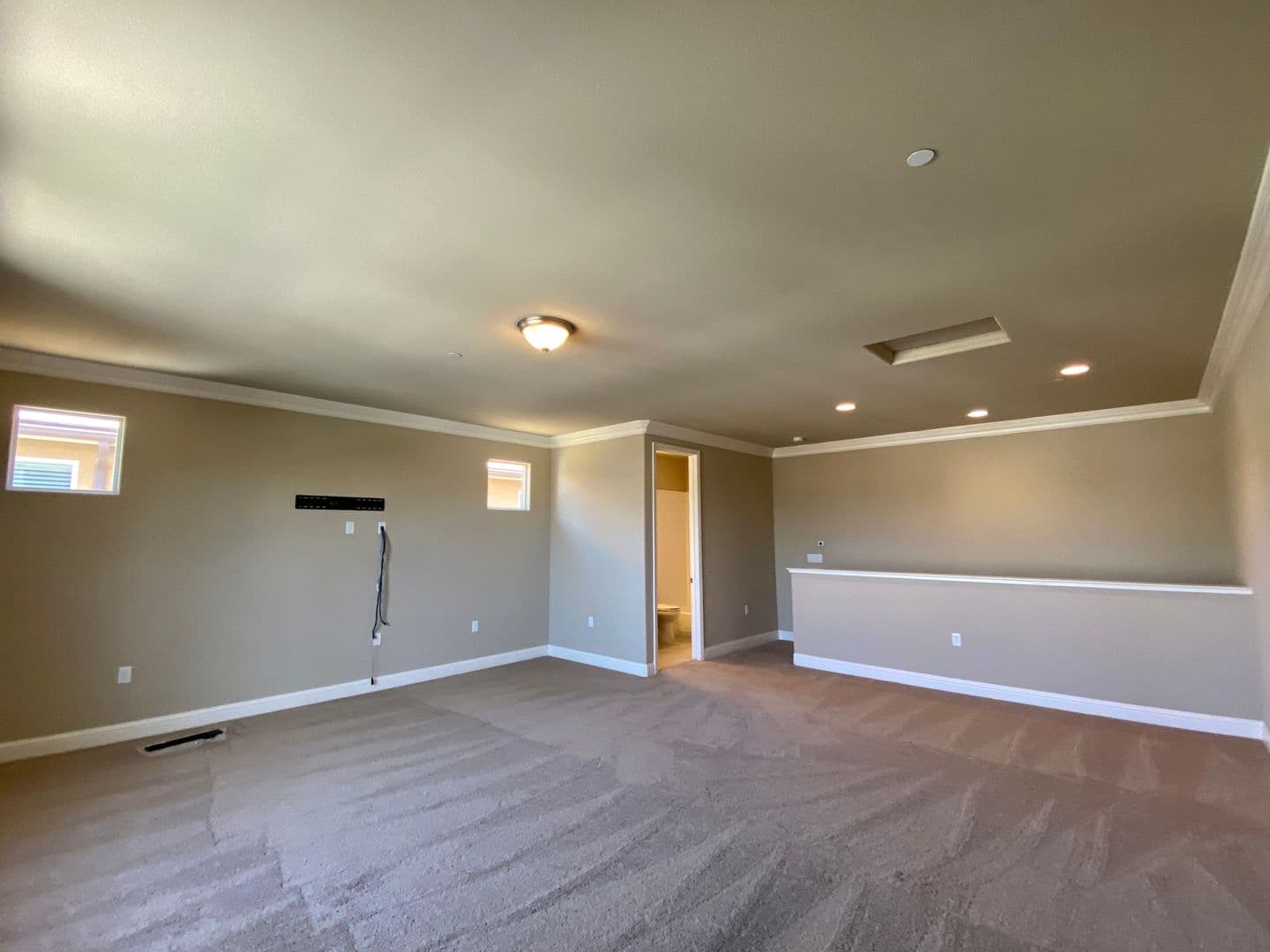 Fresno House: 2141 W. Juliet Way
