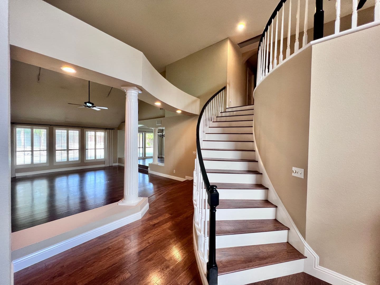 Fresno House: 1090 E. Cole Ave.