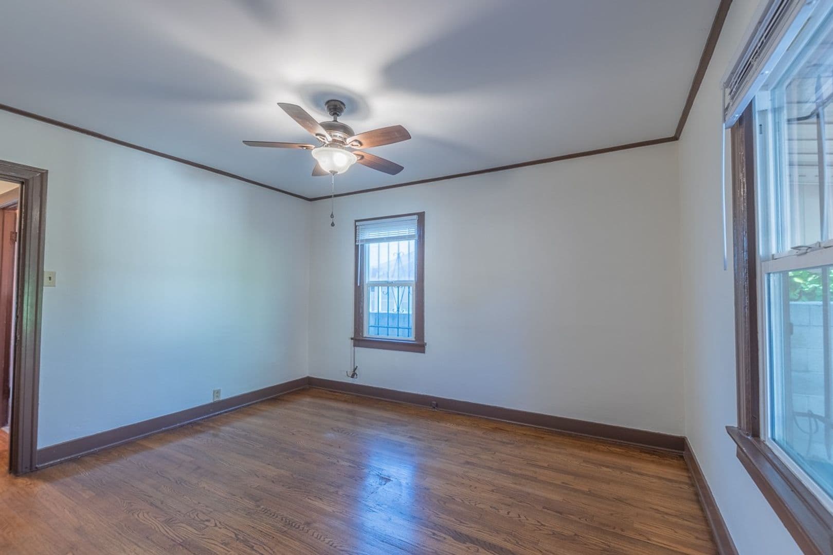 Los Angeles House: 2226 S Redondo Blvd