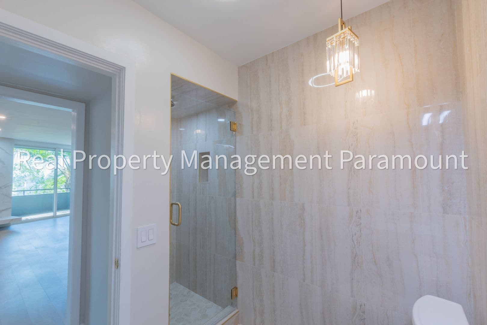 West Hollywood Condo: 8401 Fountain Ave #12