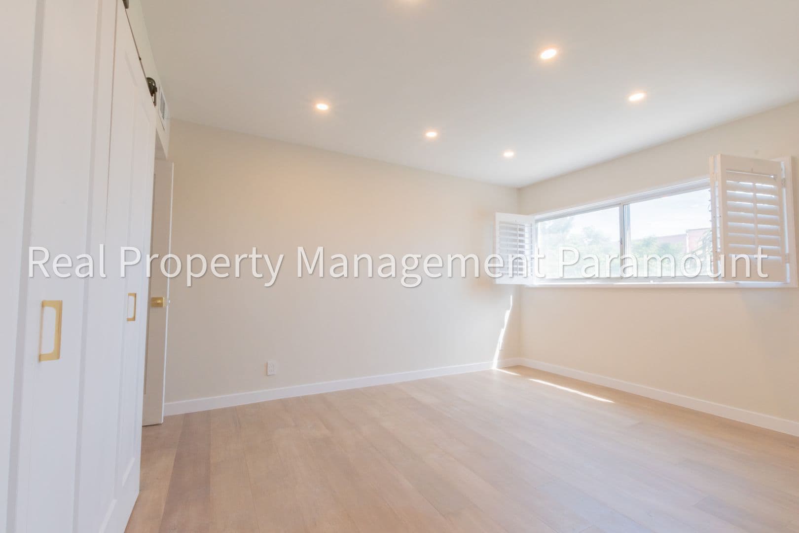 West Hollywood Condo: 8401 Fountain Ave #12