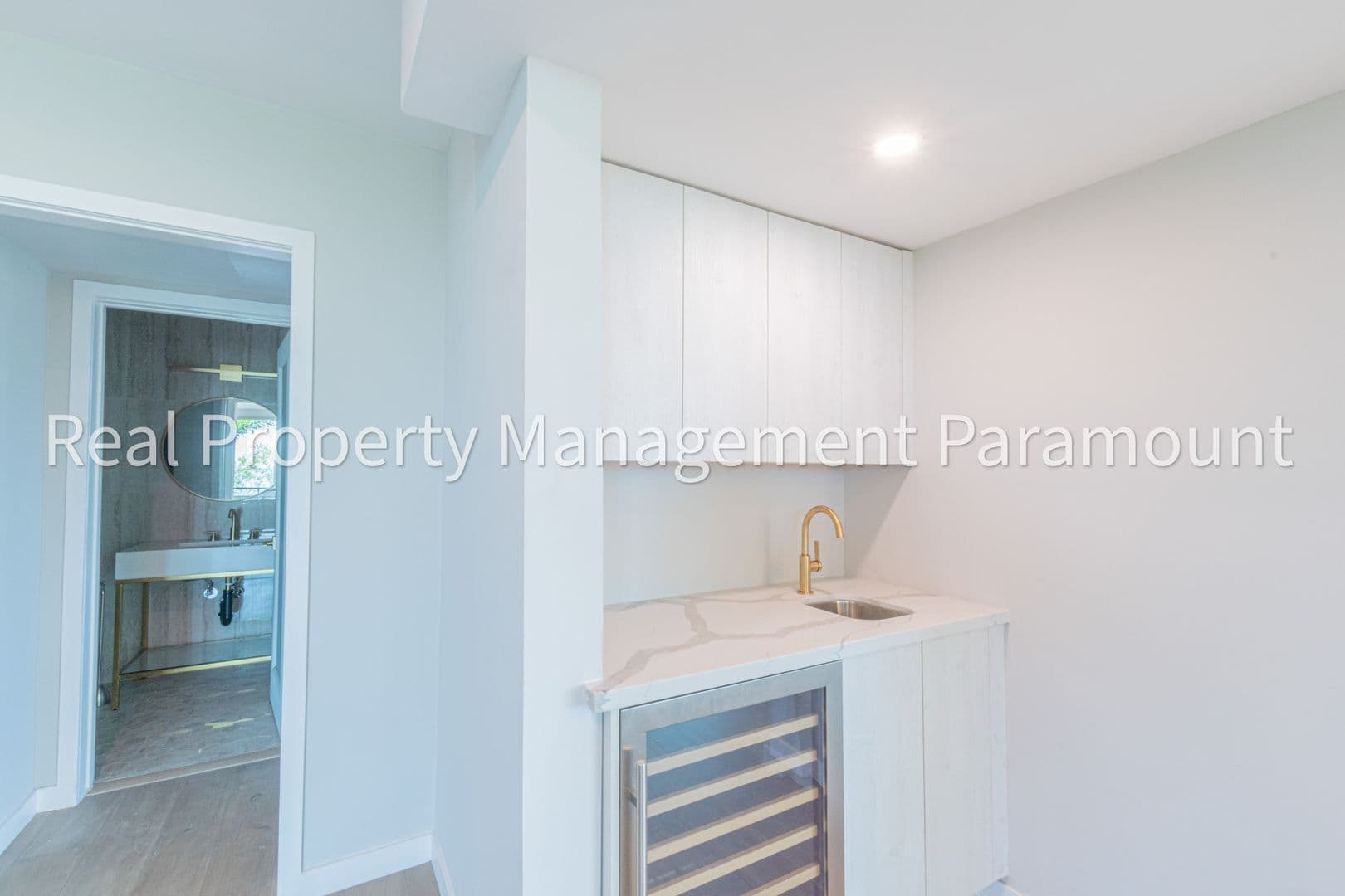 West Hollywood Condo: 8401 Fountain Ave #12