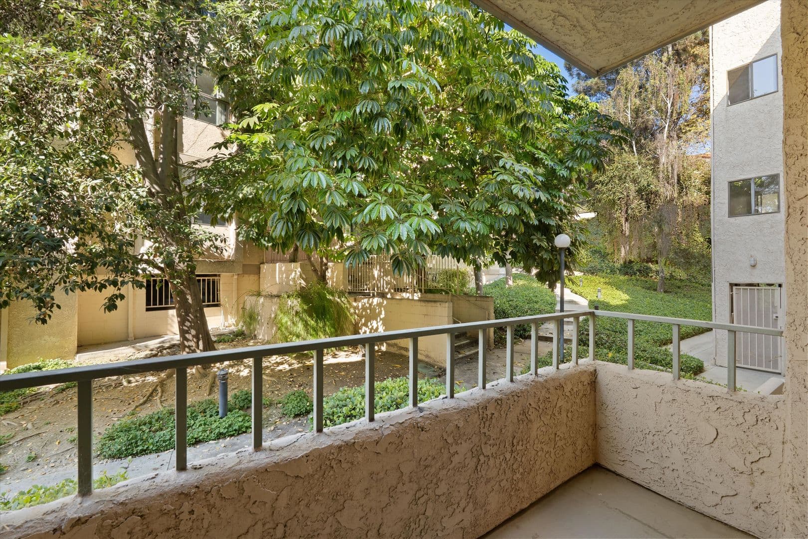 Los Angeles Condo: 4141 Via Marisol  - Unit 215