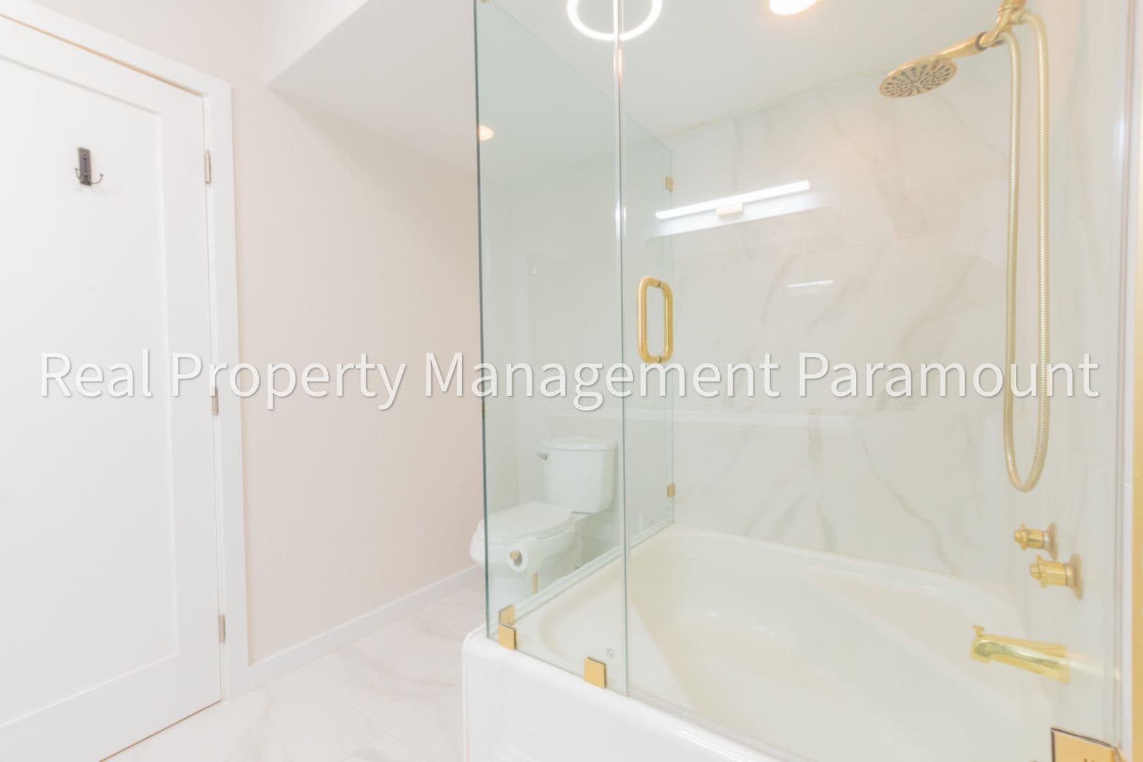 West Hollywood Condo: 8401 Fountain Ave #12
