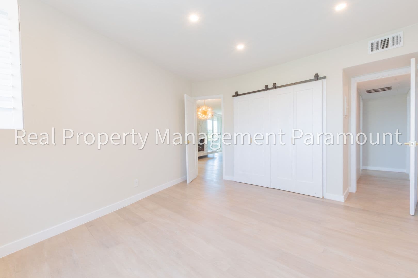 West Hollywood Condo: 8401 Fountain Ave #12