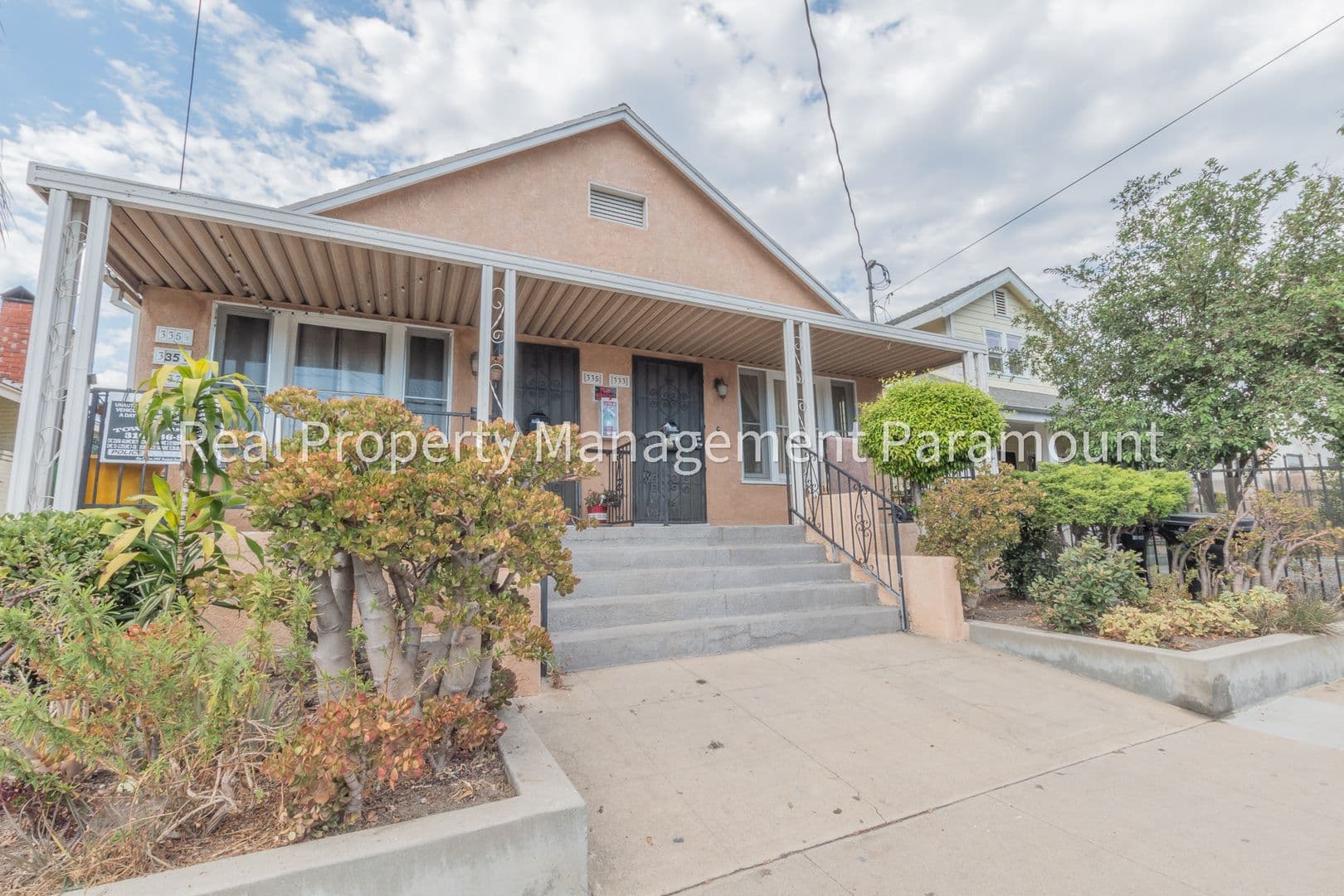Los Angeles Apartment: 333 W 57th St - 333 W 57th St