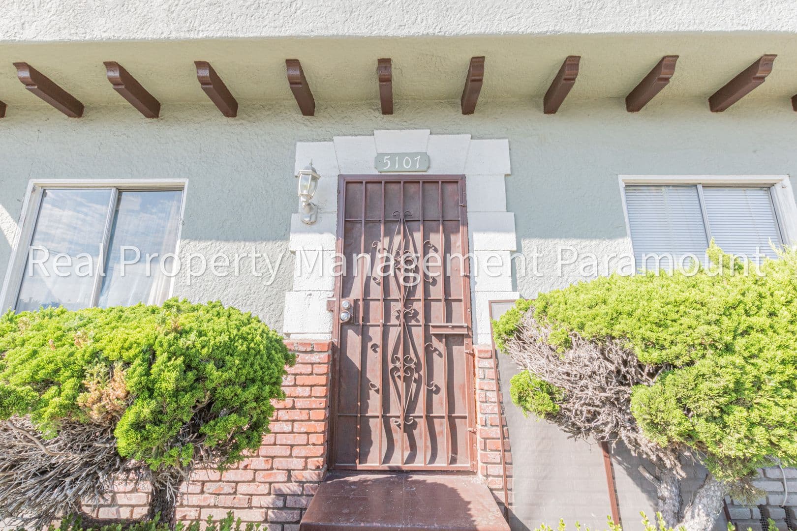 Los Angeles Apartment: 5107 Westhaven St