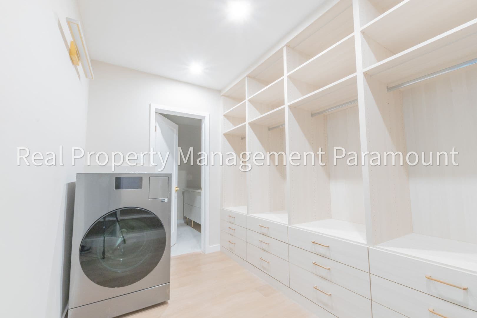 West Hollywood Condo: 8401 Fountain Ave #12