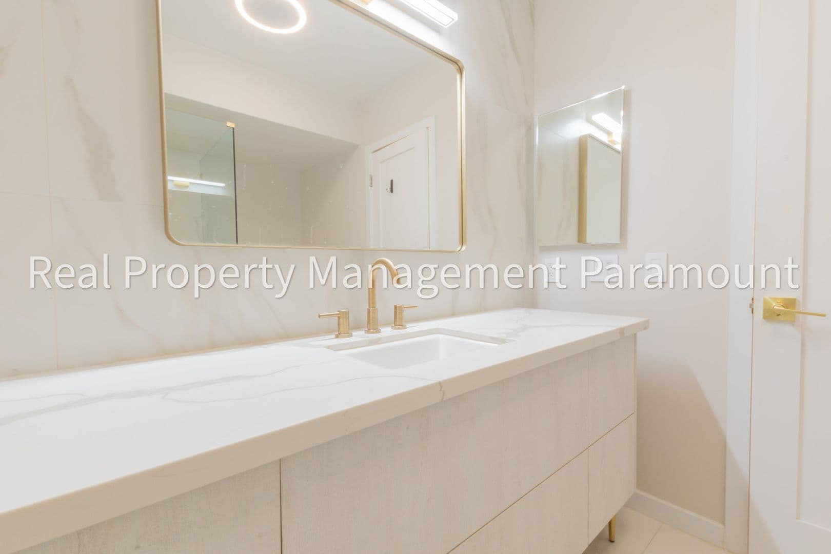 West Hollywood Condo: 8401 Fountain Ave #12