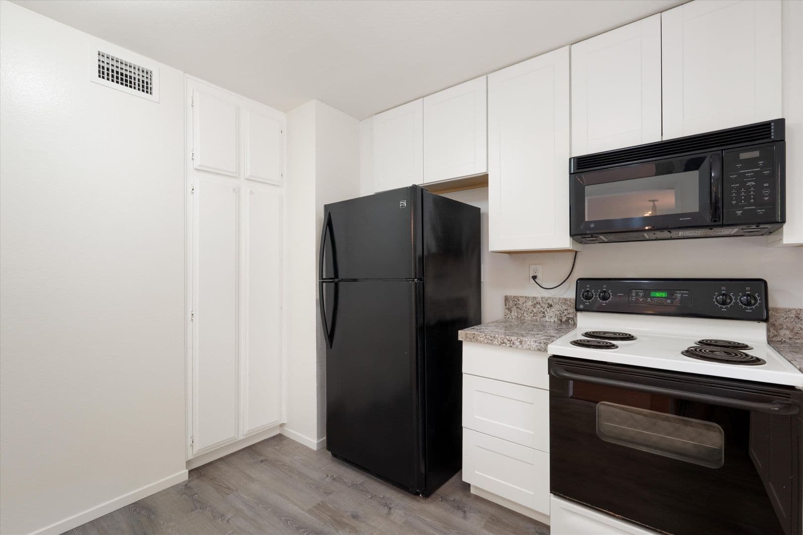 Los Angeles Condo: 4141 Via Marisol  - Unit 215
