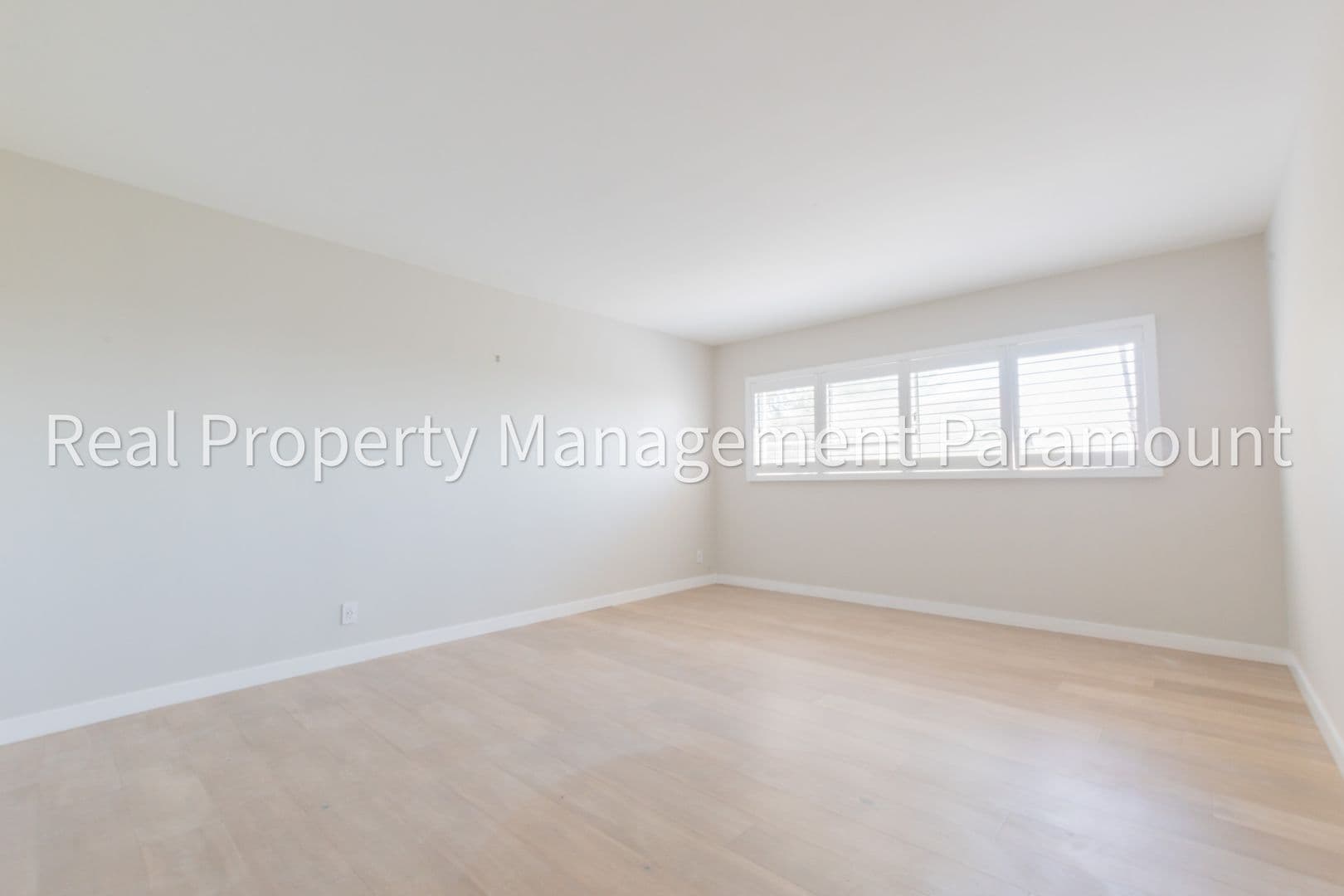 West Hollywood Condo: 8401 Fountain Ave #12