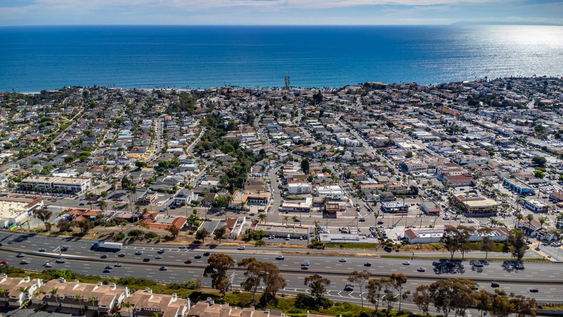 San Clemente Apartment: 117 Avenida Algodon