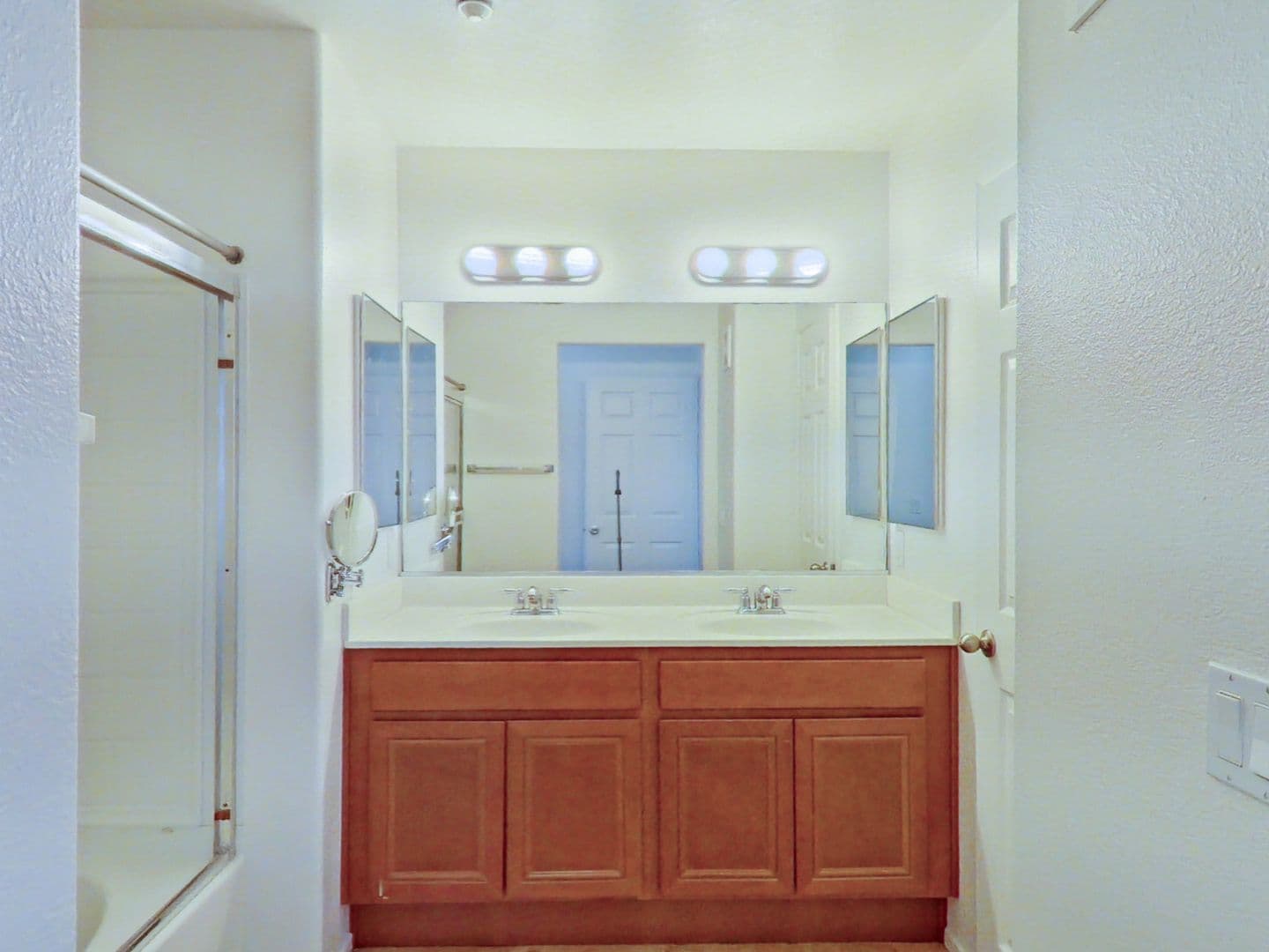 San Diego House: 16911 Bixby Street, #21