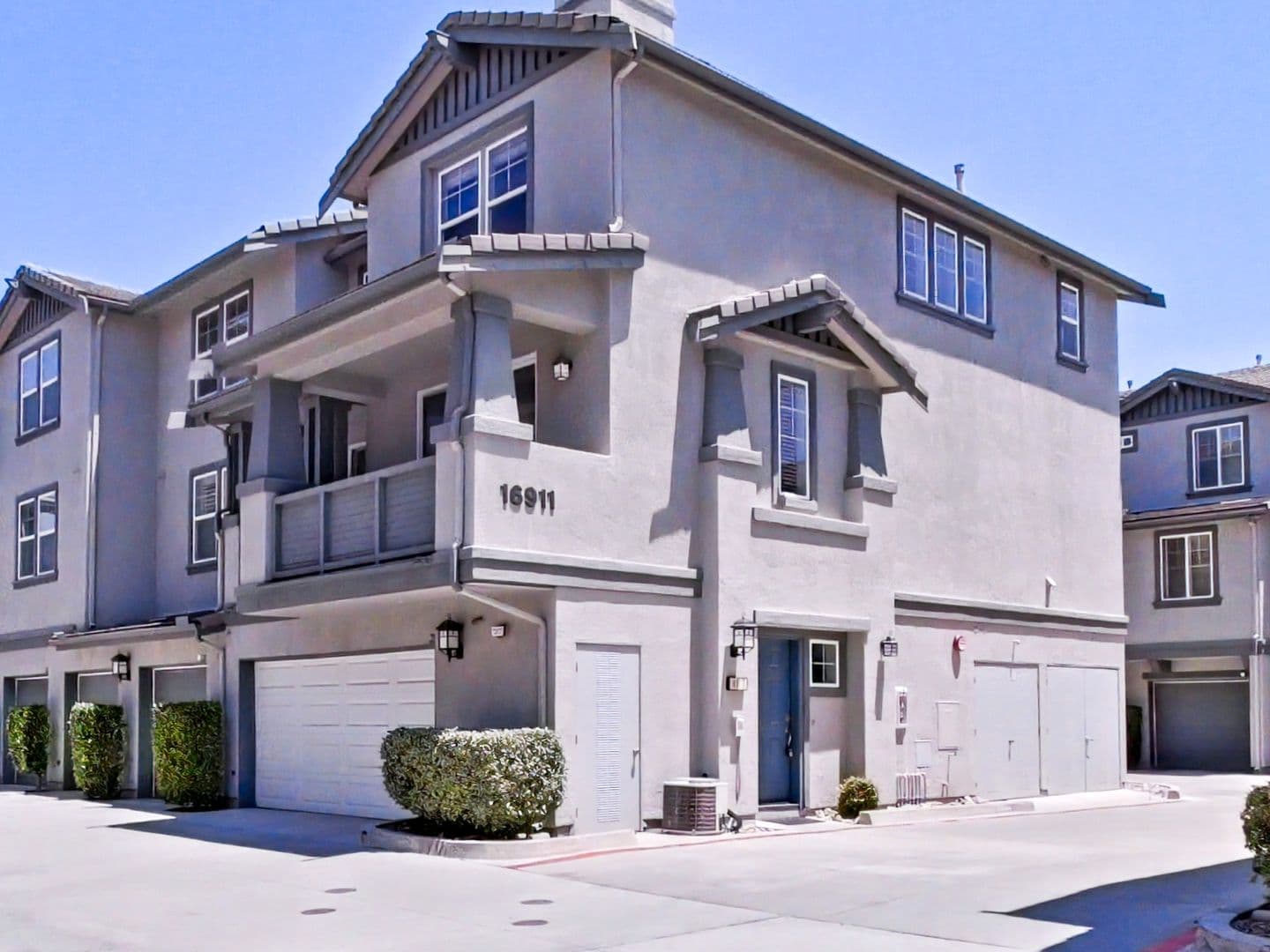 San Diego House: 16911 Bixby Street, #21