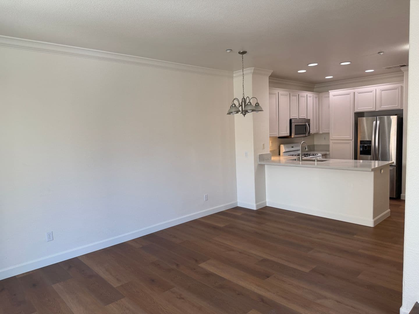 San Diego House: 16911 Bixby Street, #21