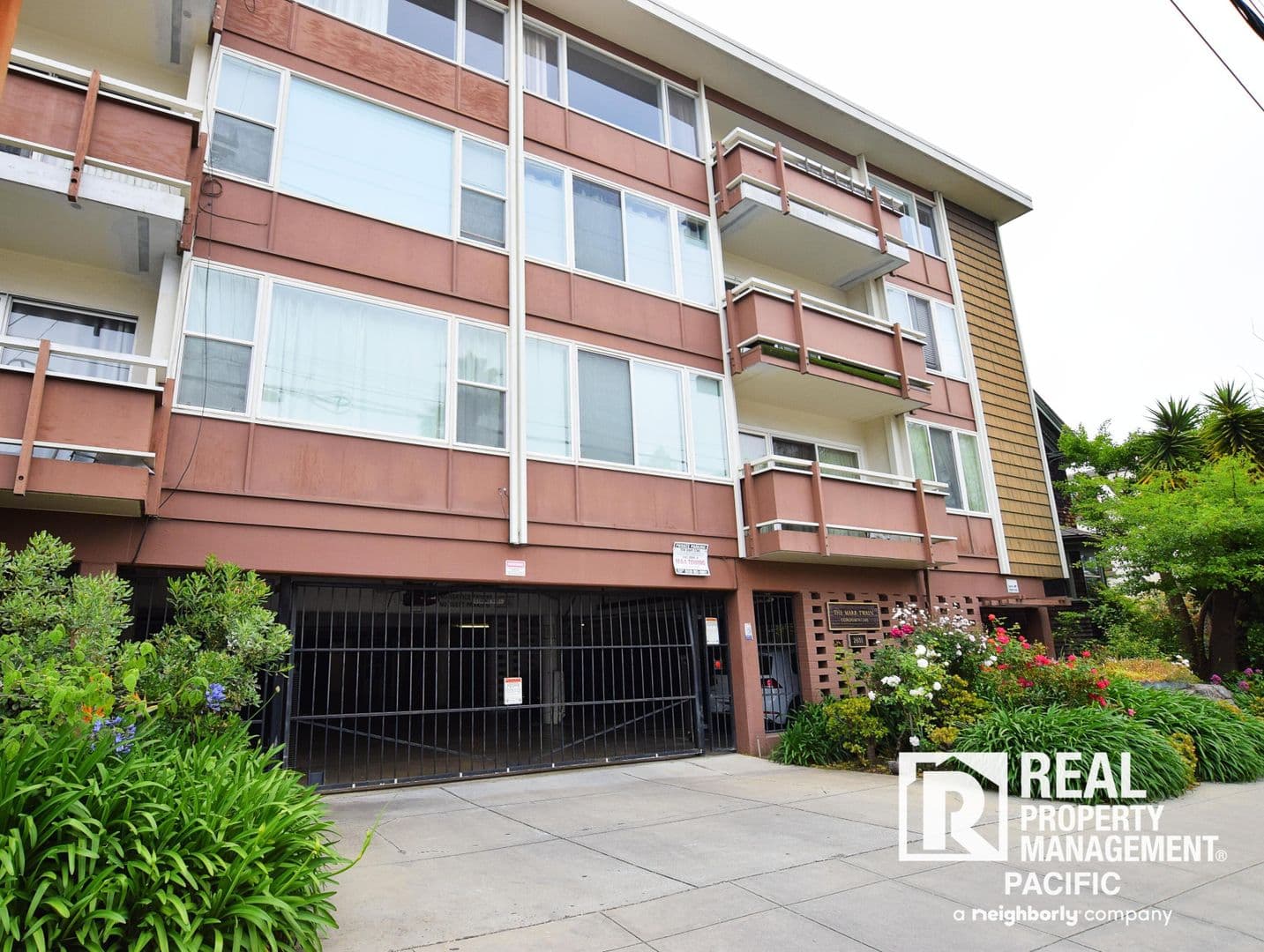 Berkeley Condo: 2601 College Avenue