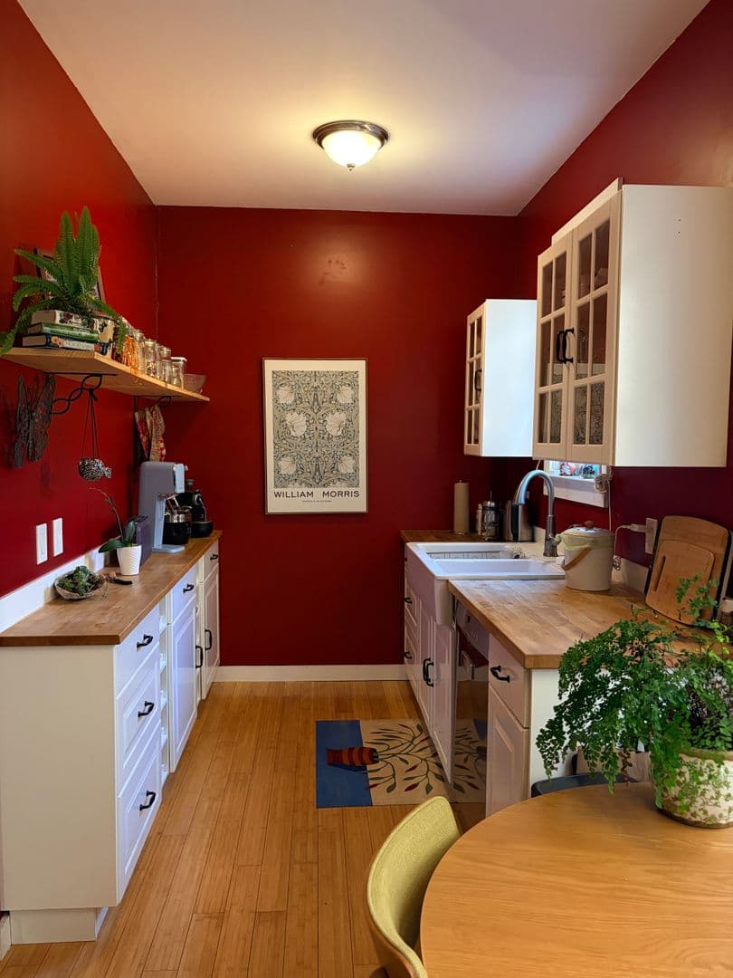 Berkeley House: 2909 Newbury Street