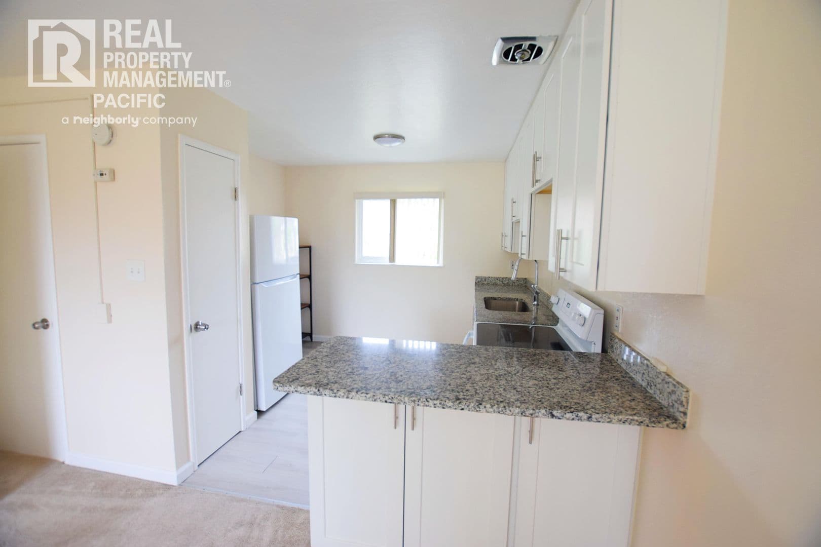 Berkeley Apartment: 2131 Parker Street