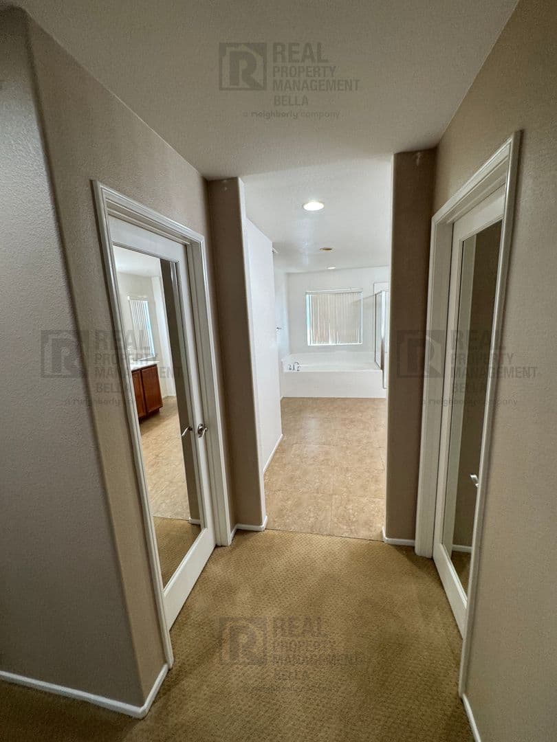 Hemet House: 756 Conlon Drive