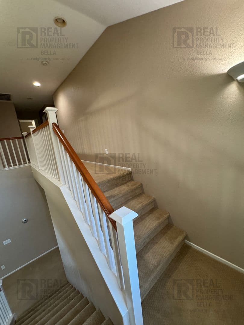 Hemet House: 756 Conlon Drive