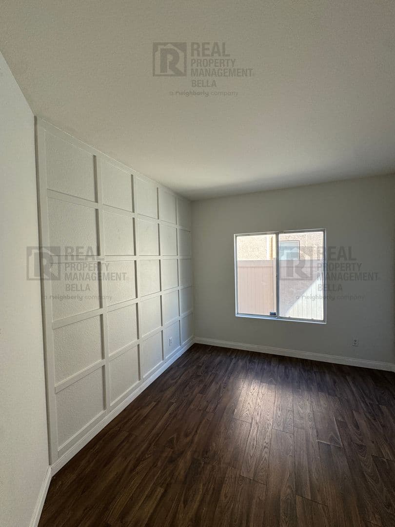 Lake Elsinore House: 23 Bella Donaci