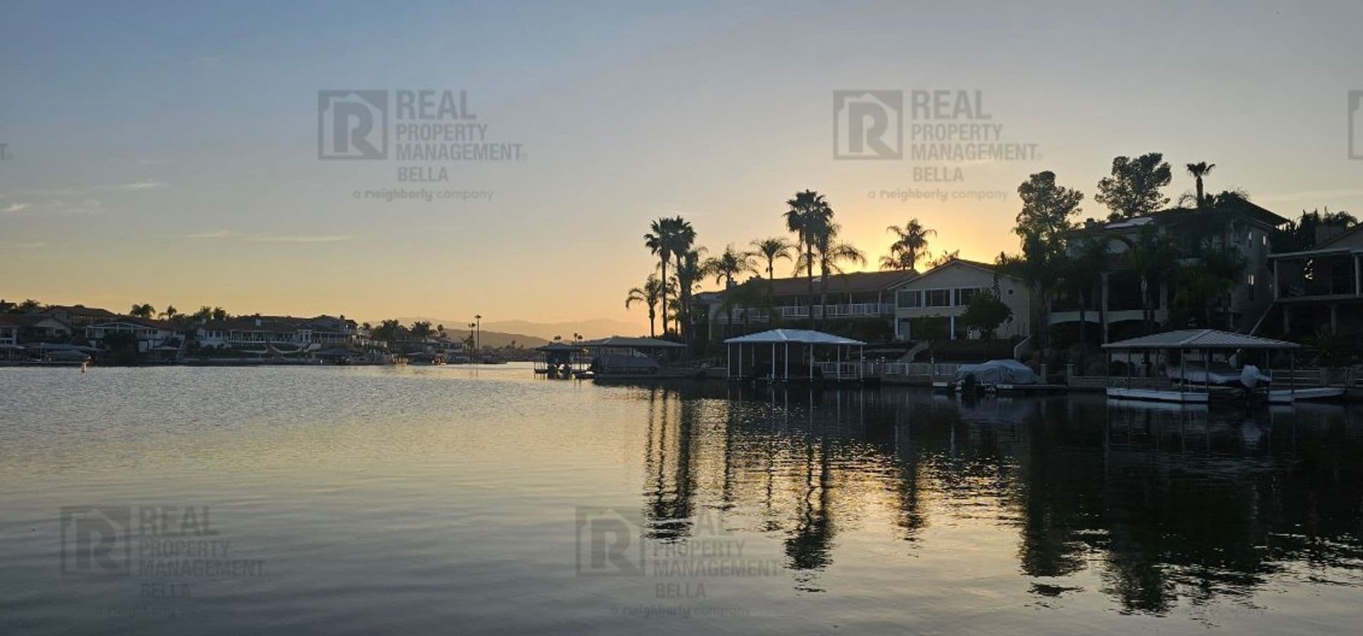 Canyon Lake House: 24311 Canyon Lake Dr N