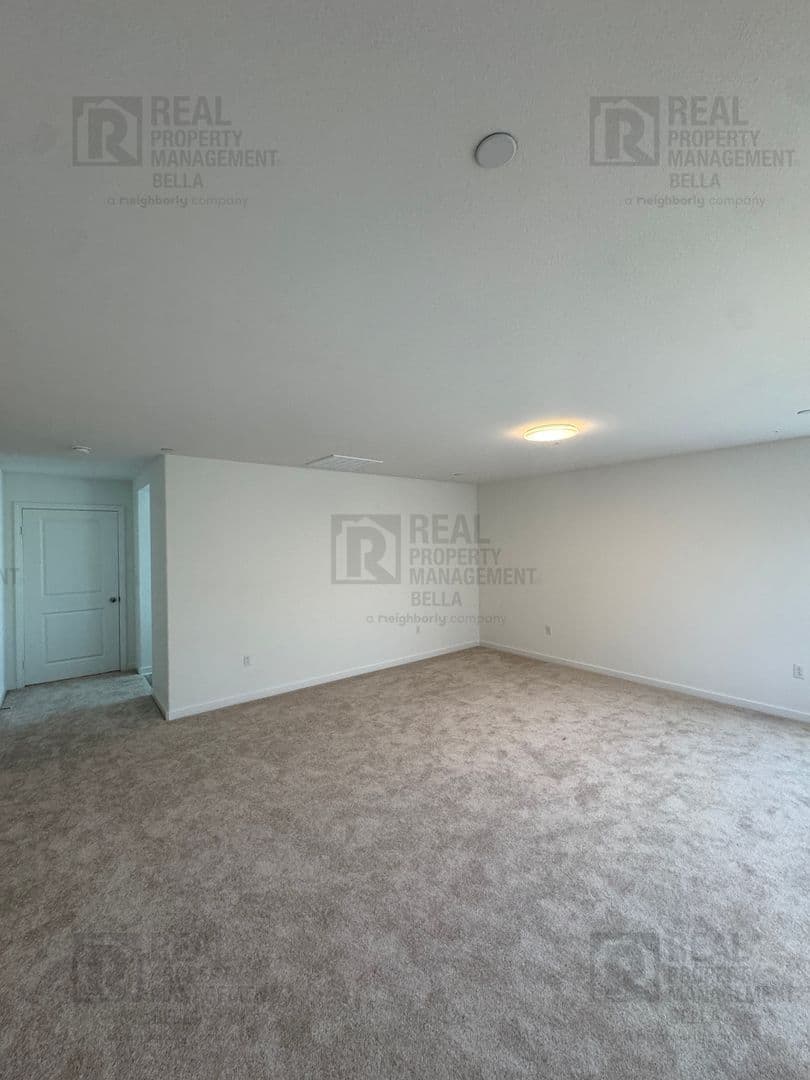 Homeland House: 30972 Lanark St.