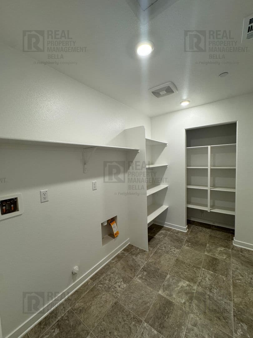 Homeland House: 30972 Lanark St.