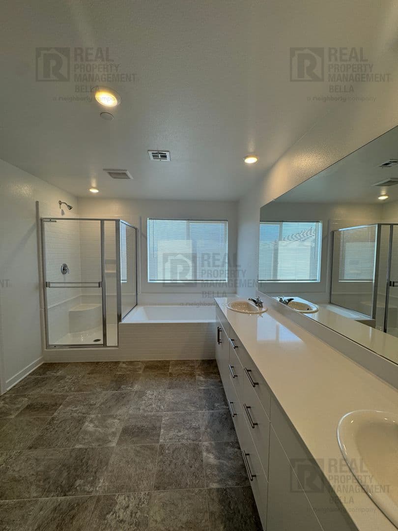 Homeland House: 30972 Lanark St.