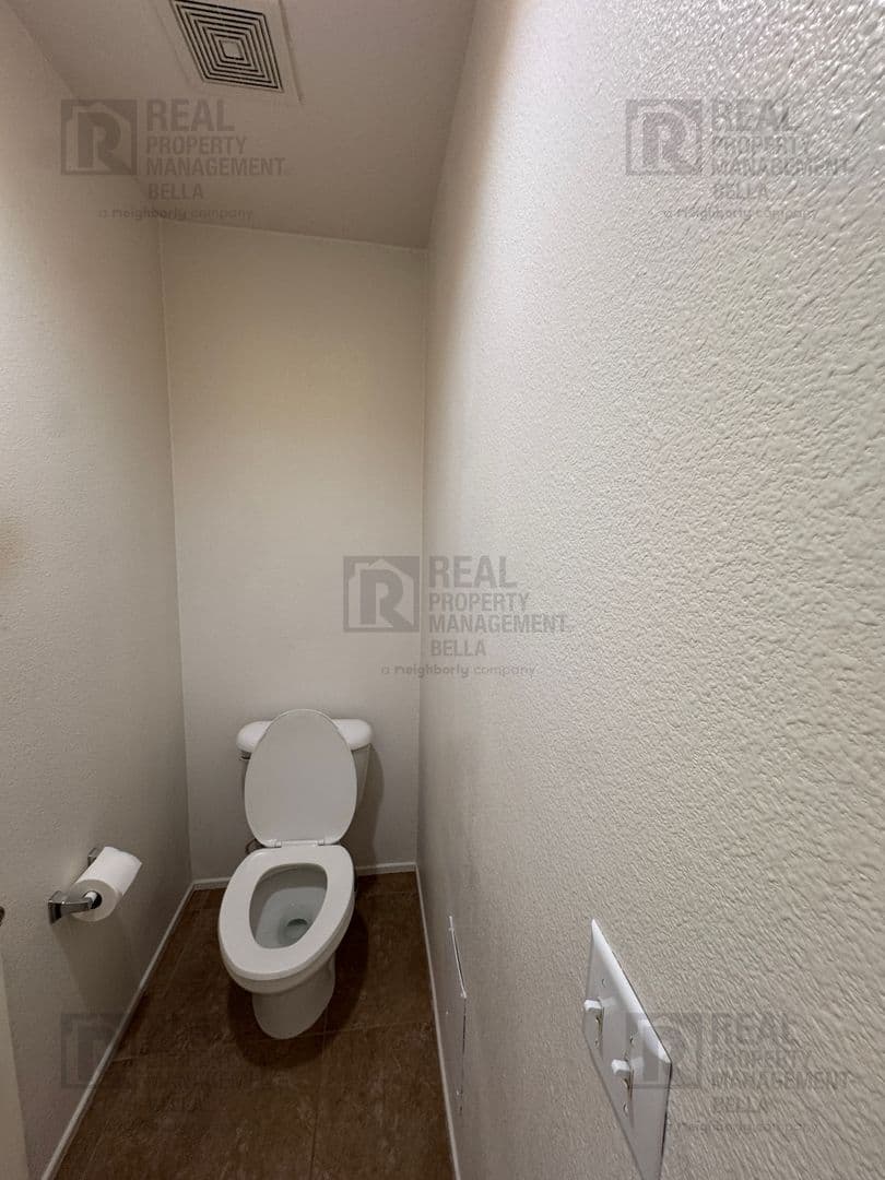 Hemet House: 756 Conlon Drive